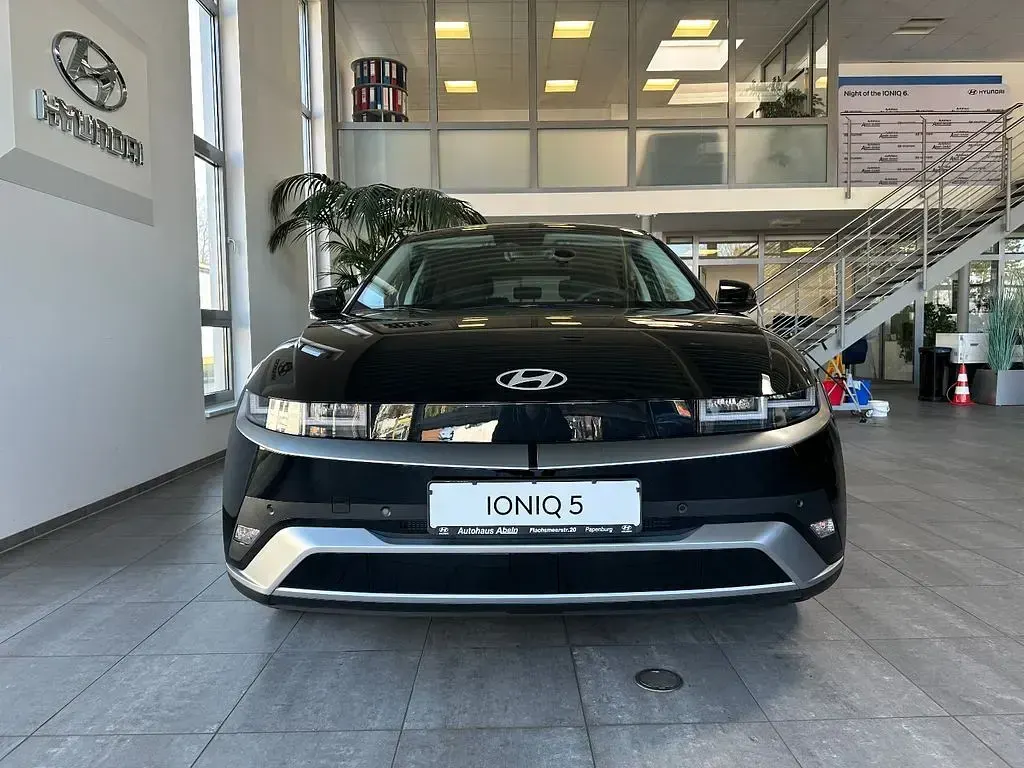 Neu Hyundai Ioniq 5 167 kW (228 PS) 2026 Schwarz SUV