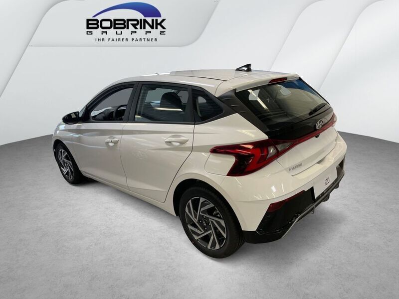 Gebraucht Hyundai i20 Trend 99 PS (72 kW) 2025 Weiß Limousine