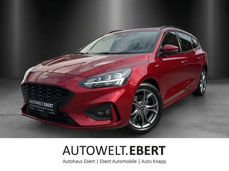 Rubyrot () Gebraucht 2019 Ford Focus ST-Line Kombi | 15.890 € (Fairer Preis) - Bild 1/4
