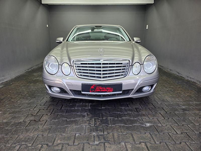 Gebraucht Mercedes E200 Elegance 184 PS (135 kW) 2006 Silber Limousine