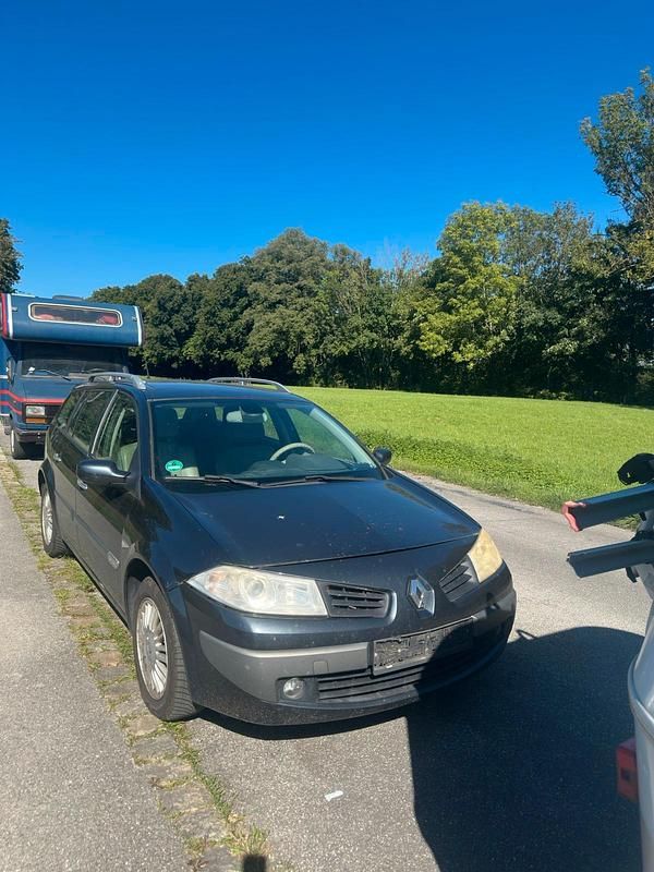 Silber Gebraucht 2006 Renault Mégane GrandTour Kombi | 500 € (Superpreis) - Bild 1/4