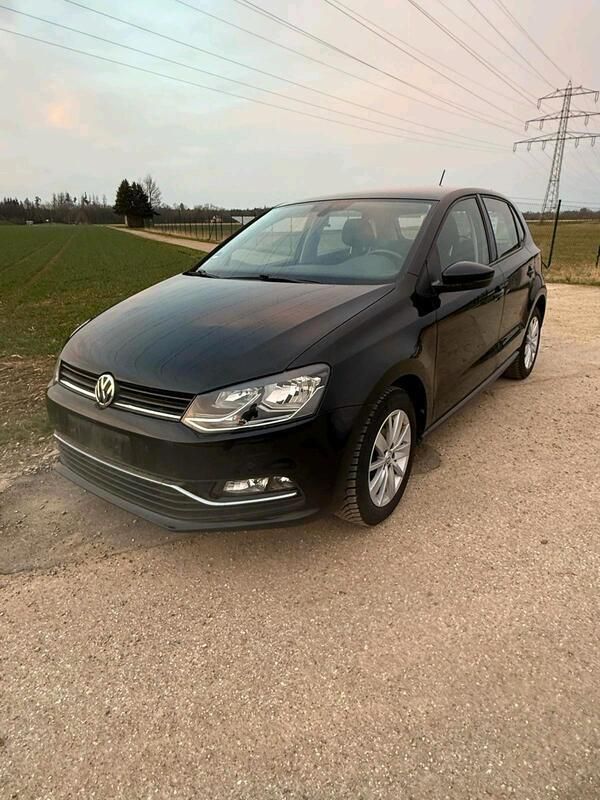 Schwarz Gebraucht 2017 VW Polo Highline Kleinwagen | 10.500 € (Fairer Preis) - Bild 1/4