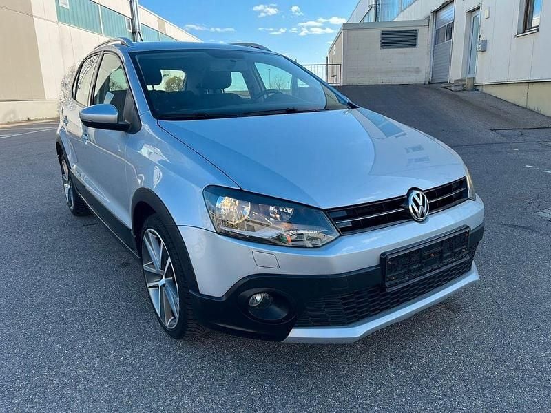 Gebraucht VW Polo Cross 105 PS (77 kW) 2014 Silber Kleinwagen