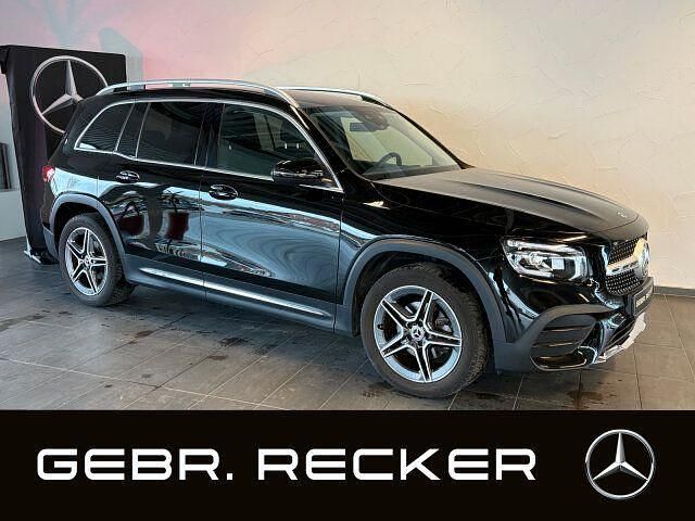 Unilack nachtschwarz Gebraucht 2023 Mercedes GLB200 AMG line SUV | 37.450 € (Fairer Preis) - Bild 1/4