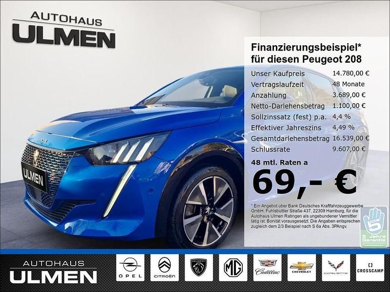 Blau Gebraucht 2021 Peugeot e-208 GT Kleinwagen | 14.780 € (Guter Preis) - Bild 1/4