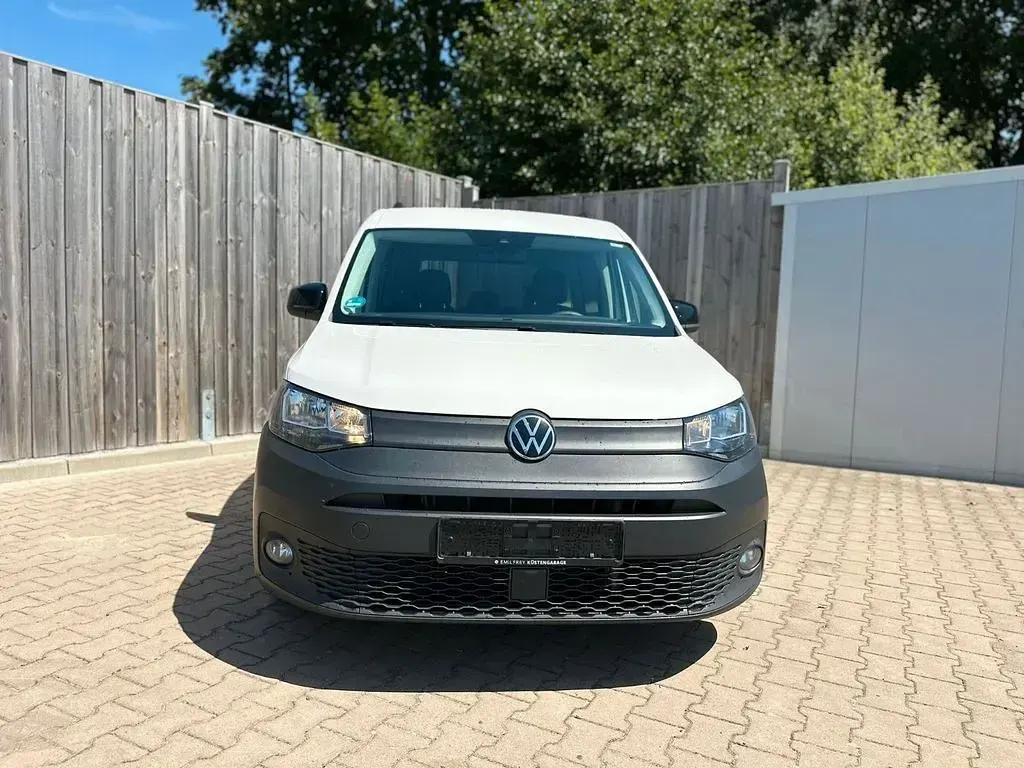Gebraucht VW Caddy 102 PS (75 kW) 2022 Weiß Van / Kleinbus