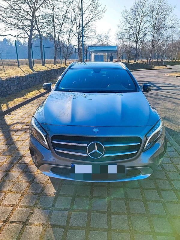 Gebraucht 2014 Mercedes GLA220 SUV | 15.500 € (Fairer Preis) - Bild 1/4