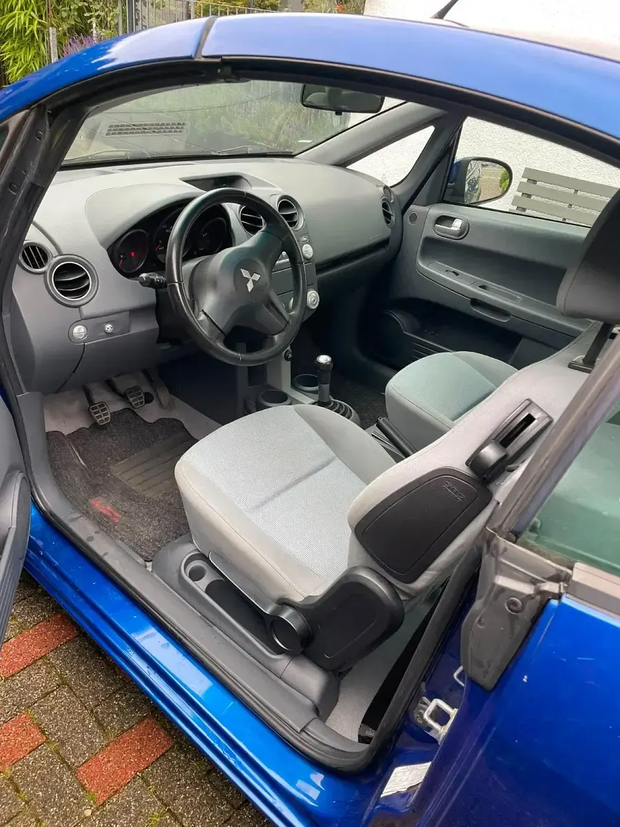 Gebraucht Mitsubishi Colt 109 PS (80 kW) 2007 Blau Cabrio