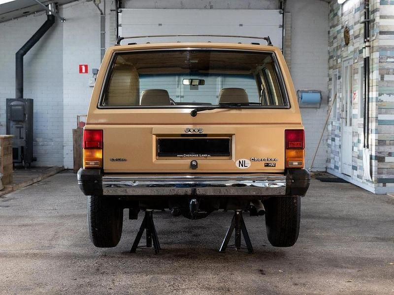 Gebraucht Jeep Cherokee 185 PS (136 kW) 1988 Beige SUV