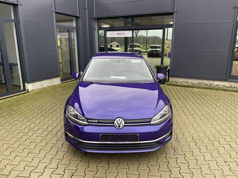 Gebraucht VW Golf VII Join 131 PS (96 kW) 2018 Blau Limousine