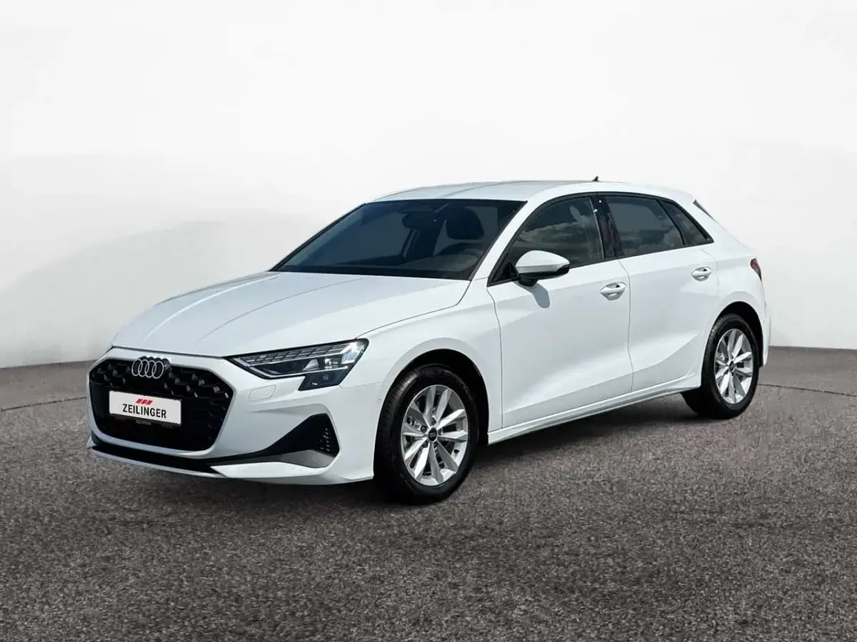 Neu Audi A3 150 PS (110 kW) 2026 Arkonaweiß Limousine