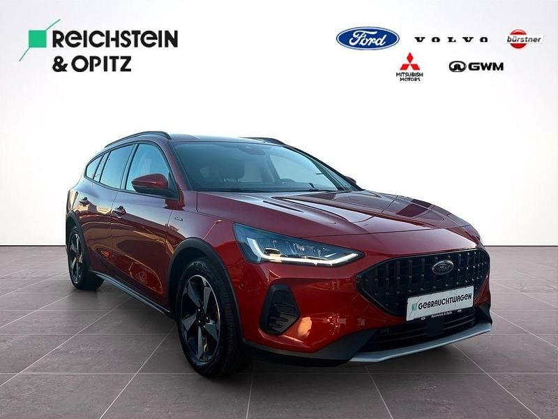 Gebraucht Ford Focus Active 155 PS (114 kW) 2024 Fantastic red Limousine