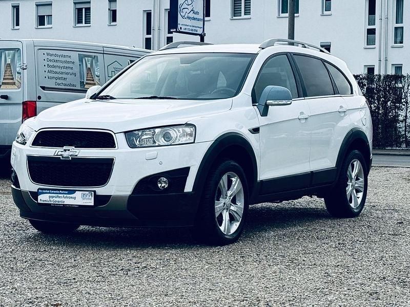 Weiß Gebraucht 2013 Chevrolet Captiva LT SUV | 5.250 € (Superpreis) - Bild 1/4
