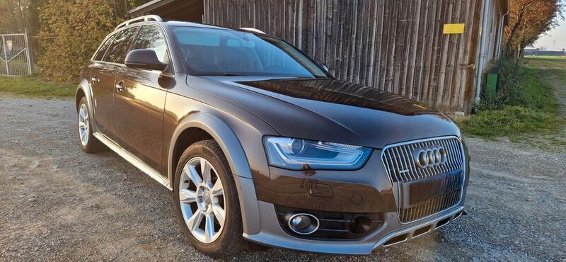 Braun Gebraucht 2012 Audi A4 Allroad Sport Kombi | 12.750 € (Fairer Preis) - Bild 1/4