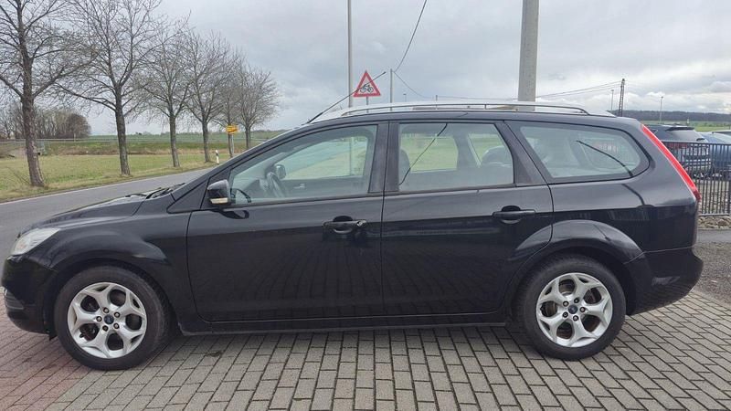 Gebraucht Ford Focus Style 109 PS (80 kW) 2009 Schwarz Kombi