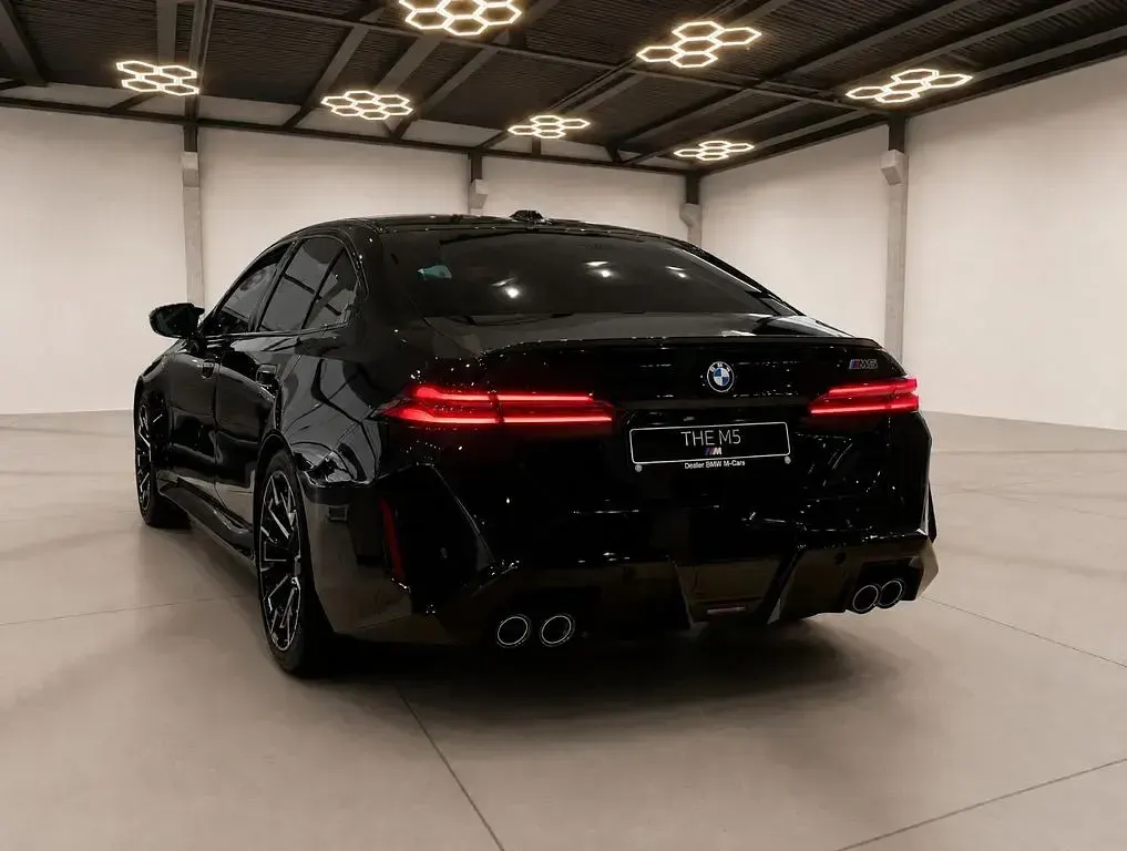 Gebraucht BMW M5 Basis 585 PS (430 kW) 2025 Schwarz Limousine