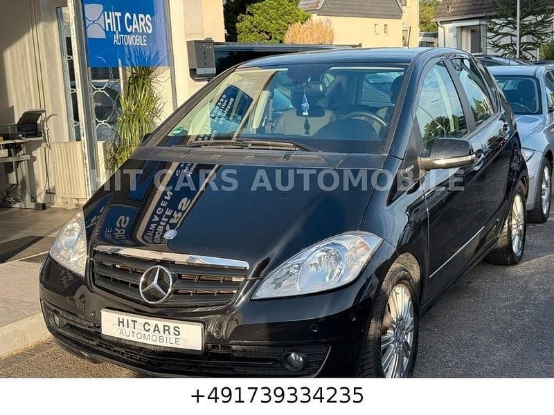 Schwarz Gebraucht 2010 Mercedes A180 Limousine | 4.800 € (Fairer Preis) - Bild 1/4