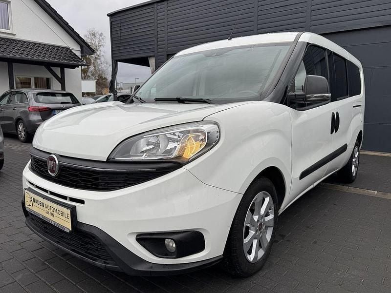 Weiß Gebraucht 2015 Fiat Doblò Van / Kleinbus | 8.970 € (Fairer Preis) - Bild 1/4
