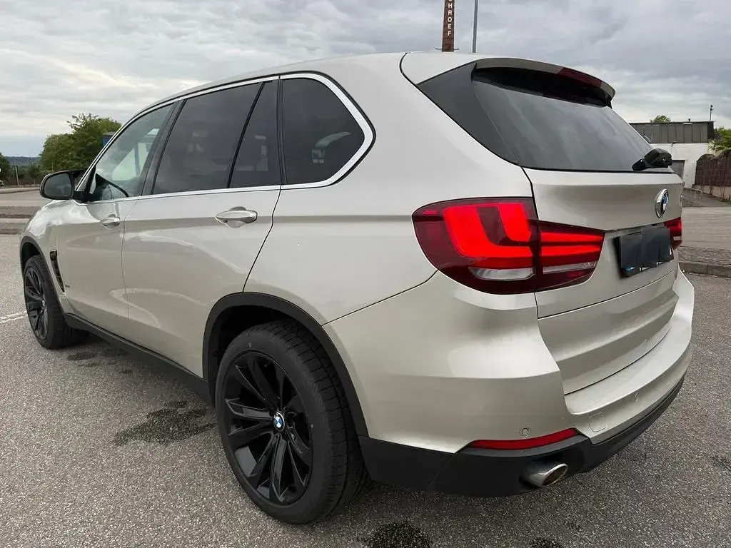 Gebraucht BMW X5 218 PS (160 kW) 2014 Silber SUV