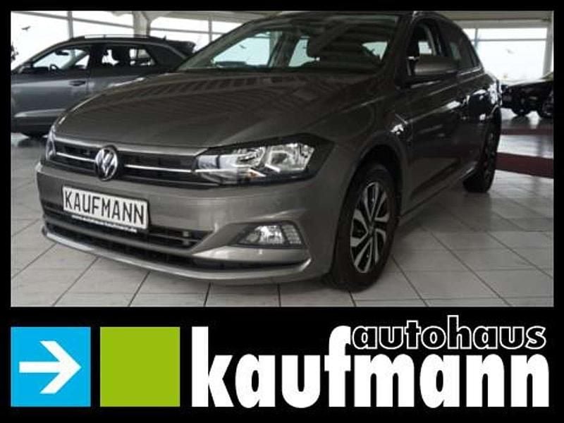 Grau Gebraucht 2021 VW Polo Active Limousine | 18.990 € (Fairer Preis) - Bild 1/4