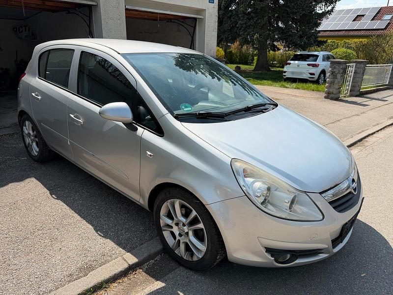 Second-hand Opel Corsa 80 CP (58 kW) 2007 Argintiu Hatchback