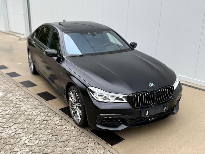 Schwarz Gebraucht 2019 BMW 750L Limousine | 35.499 € (Superpreis) - Bild 1/4