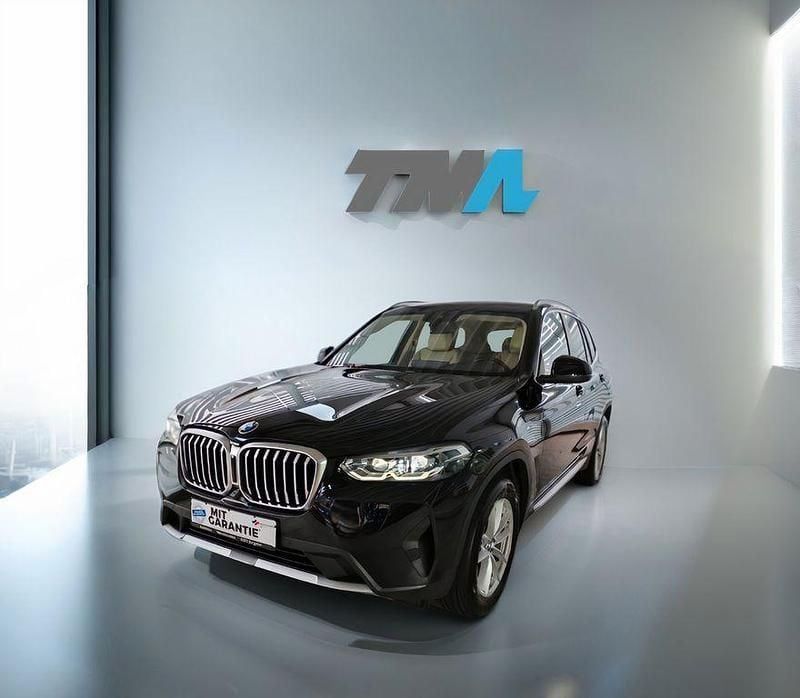 Schwarz Gebraucht 2022 BMW X3 Sport Line SUV | 30.399 € (Guter Preis) - Bild 1/4