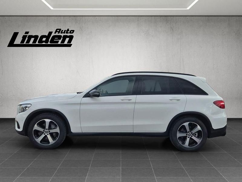 Gebraucht Mercedes GLC350 Night 258 PS (189 kW) 2017 Polarweiss SUV