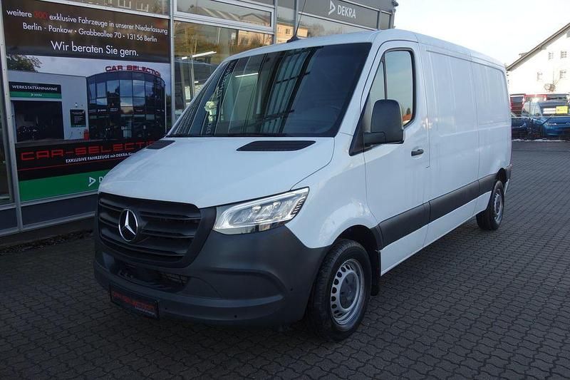Weiß Gebraucht 2021 Mercedes Sprinter Van | 27.800 € (Fairer Preis) - Bild 1/4