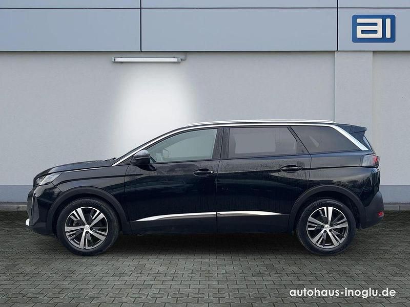 Gebraucht Peugeot 5008 Allure 131 PS (96 kW) 2024 Schwarz SUV