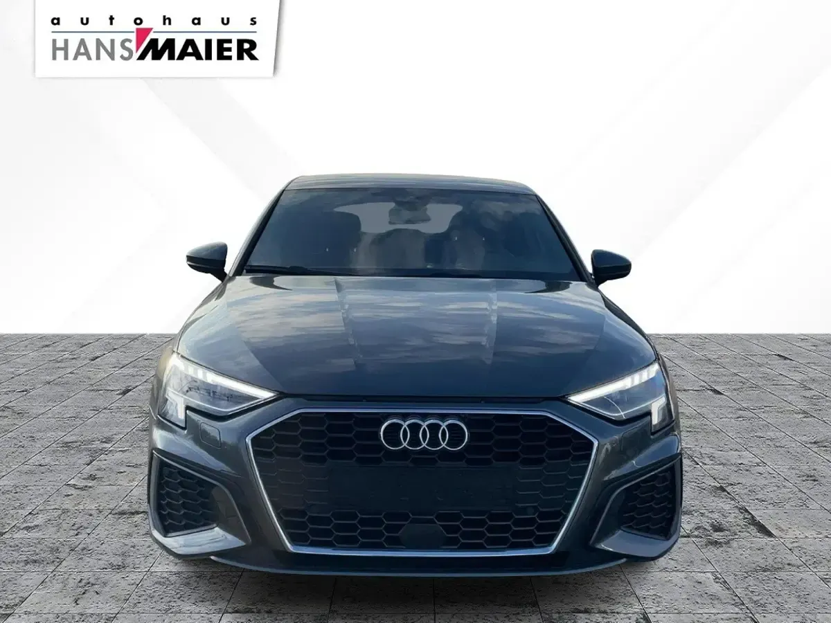 Używany Audi A3 S-Line 150 KM (110 kW) 2022 Szary Sedan/Limuzyna