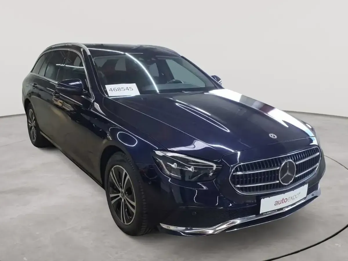 Gebraucht Mercedes E220 Avantgarde 200 PS (147 kW) 2023 Kombi