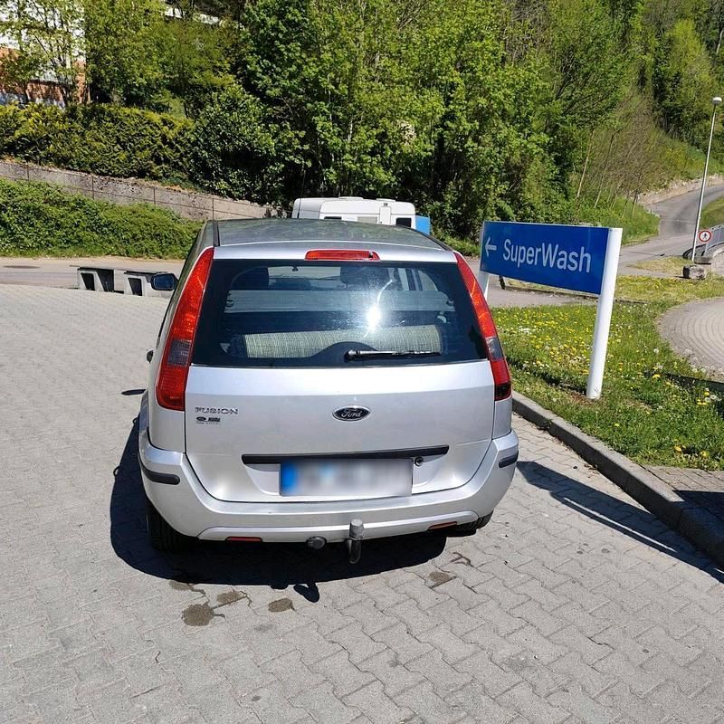 Gebraucht Ford Fusion 86 PS (63 kW) 2005 Grau Kleinwagen