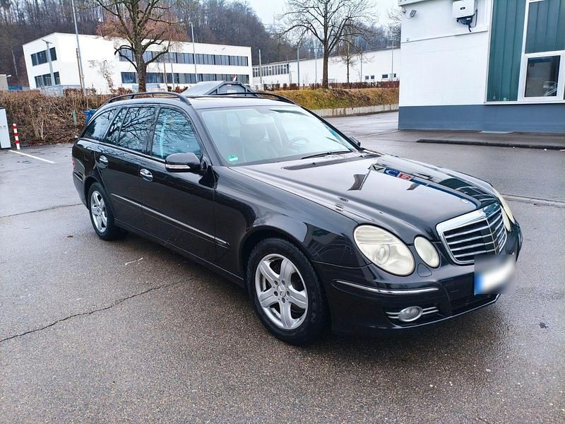 Gebraucht Mercedes E280 Avantgarde 231 PS (169 kW) 2006 Schwarz Kombi