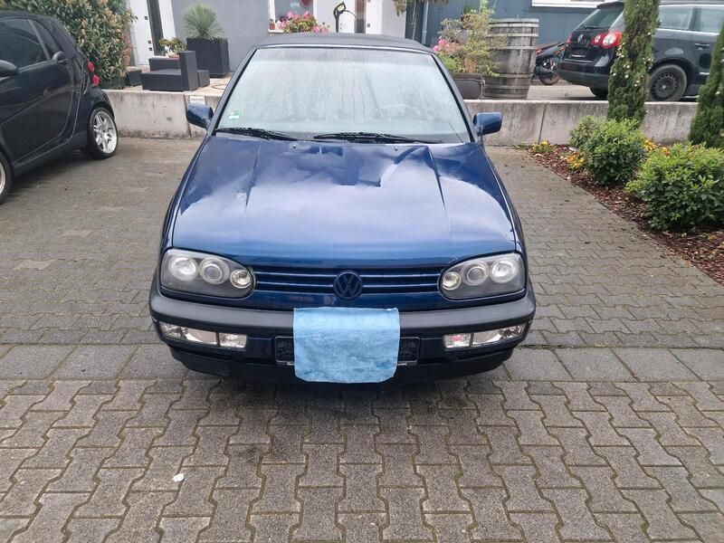 Blau Gebraucht 1998 VW Golf Cabriolet Cabrio | 3.499 € (Guter Preis) - Bild 1/4