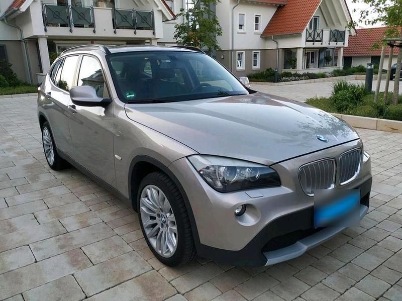 Gebraucht BMW X1 204 PS (150 kW) 2011 Braun SUV