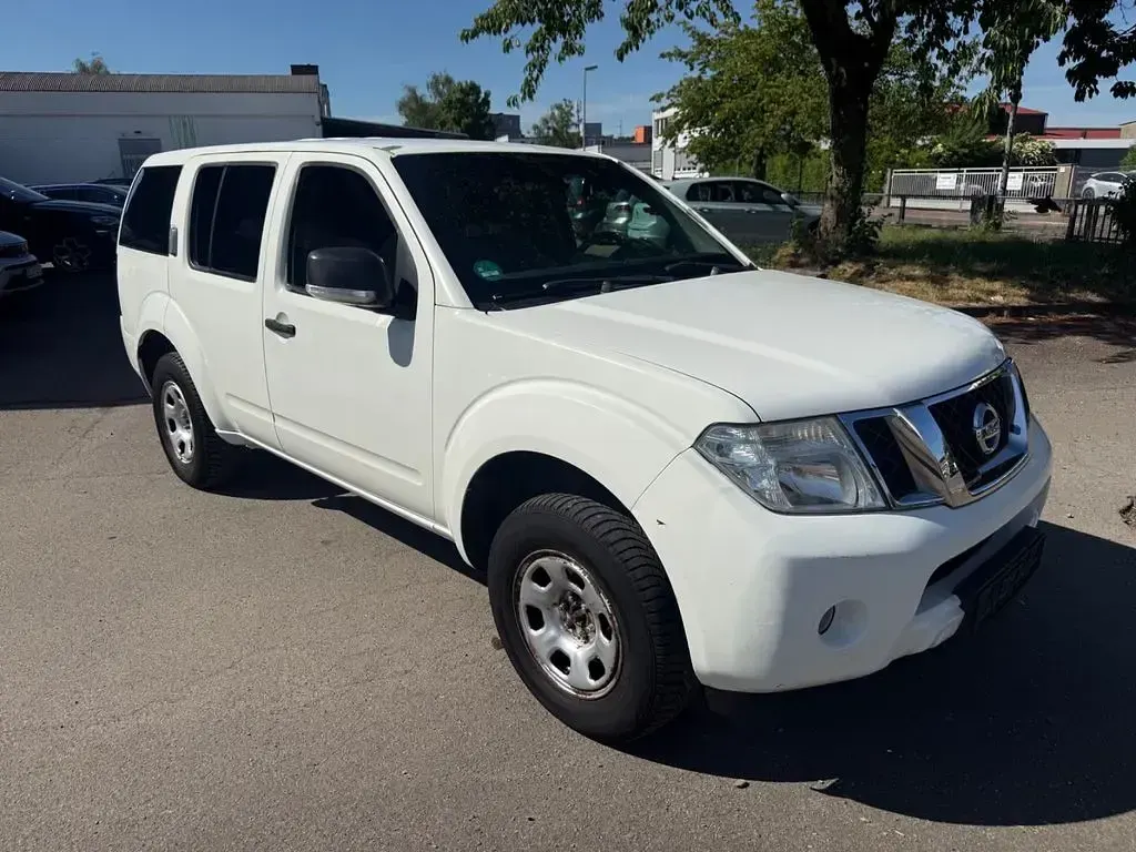 Gebraucht Nissan Pathfinder Comfort 171 PS (125 kW) 2010 Weiß SUV