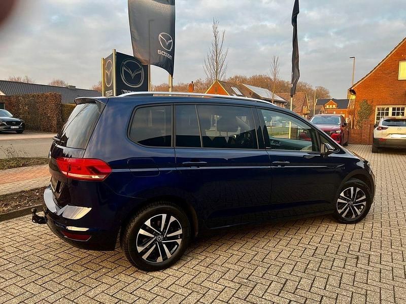 Gebraucht VW Touran United 150 PS (110 kW) 2020 Blau Van / Kleinbus