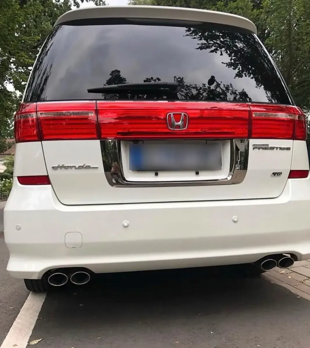 Gebraucht Honda Elysion Prestige 300 PS (220 kW) 2007 Weiß Van / Kleinbus