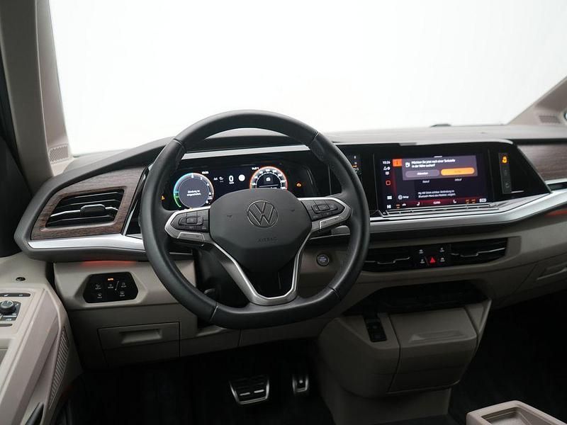 Gebraucht VW Multivan Style 245 PS (180 kW) 2025 Schwarz Van