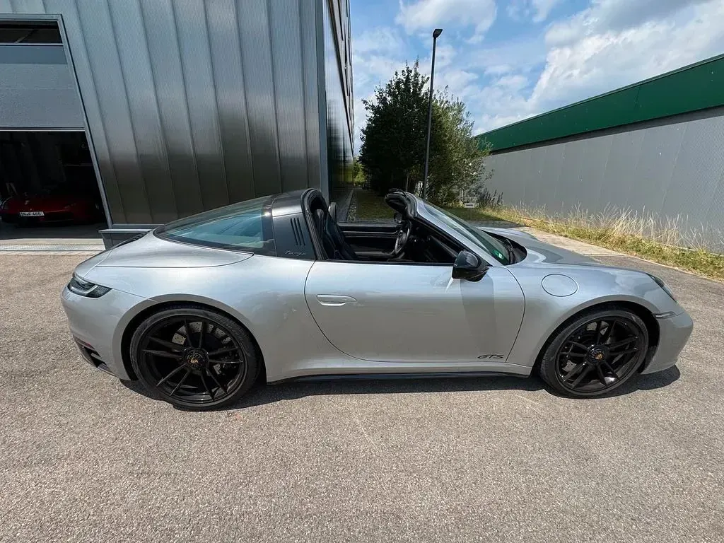 Gebraucht Porsche 992 480 PS (353 kW) 2023 Silber Cabrio