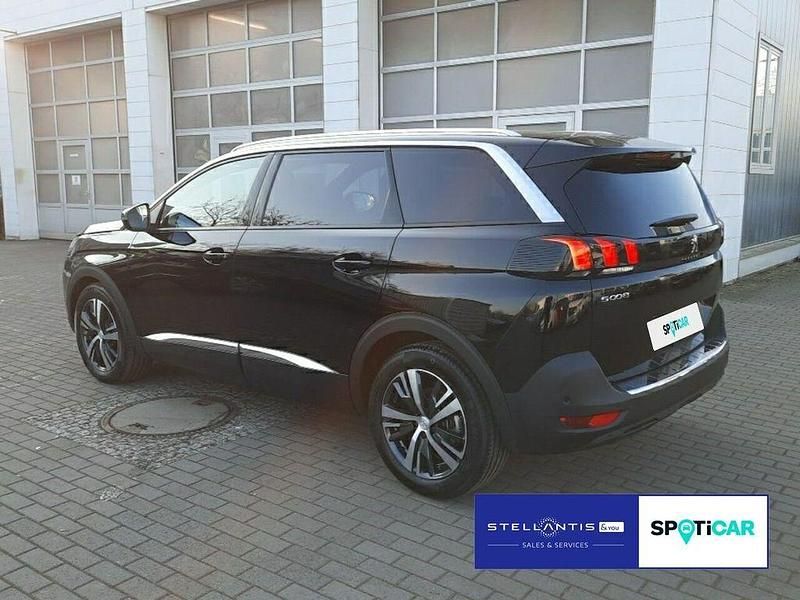 Gebraucht Peugeot 5008 Allure 136 PS (100 kW) 2024 Schwarz SUV