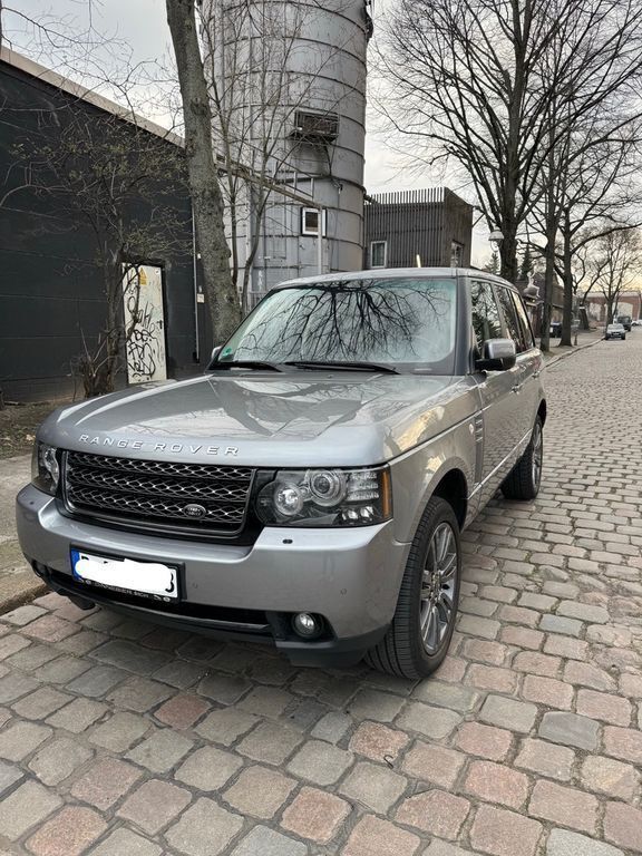 Grau Gebraucht 2012 Land Rover Range Rover Vogue SUV | 28.000 € - Bild 1/4