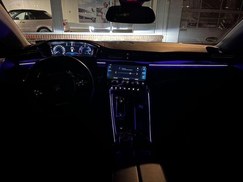 Gebraucht Peugeot 508 Allure 131 PS (96 kW) 2021 Schwarz Kombi