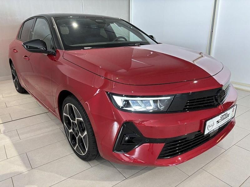 Gebraucht Opel Astra 131 PS (96 kW) 2024 Rot Limousine