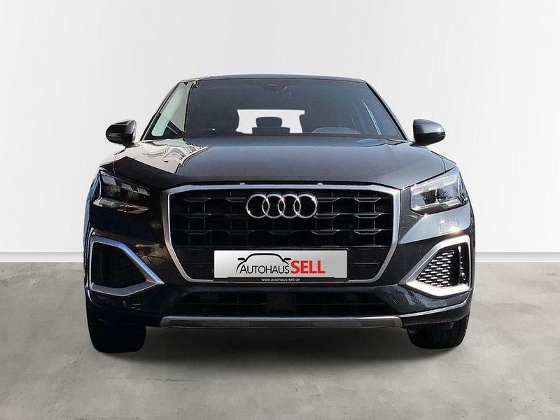 Gebraucht Audi Q2 Advanced Plus 110 PS (80 kW) 2023 Grau SUV