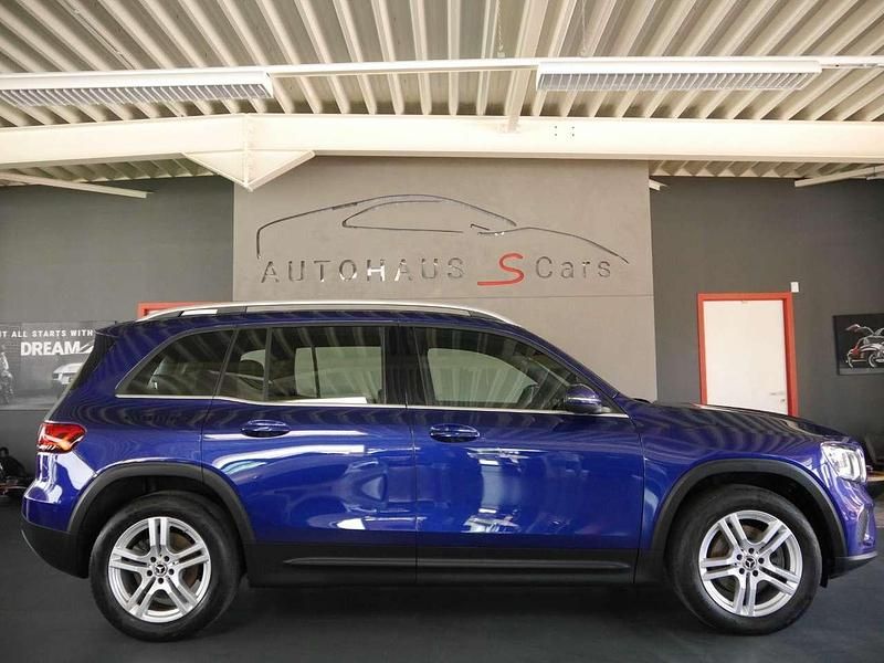 Gebraucht Mercedes GLB200 150 PS (110 kW) 2021 Blau SUV