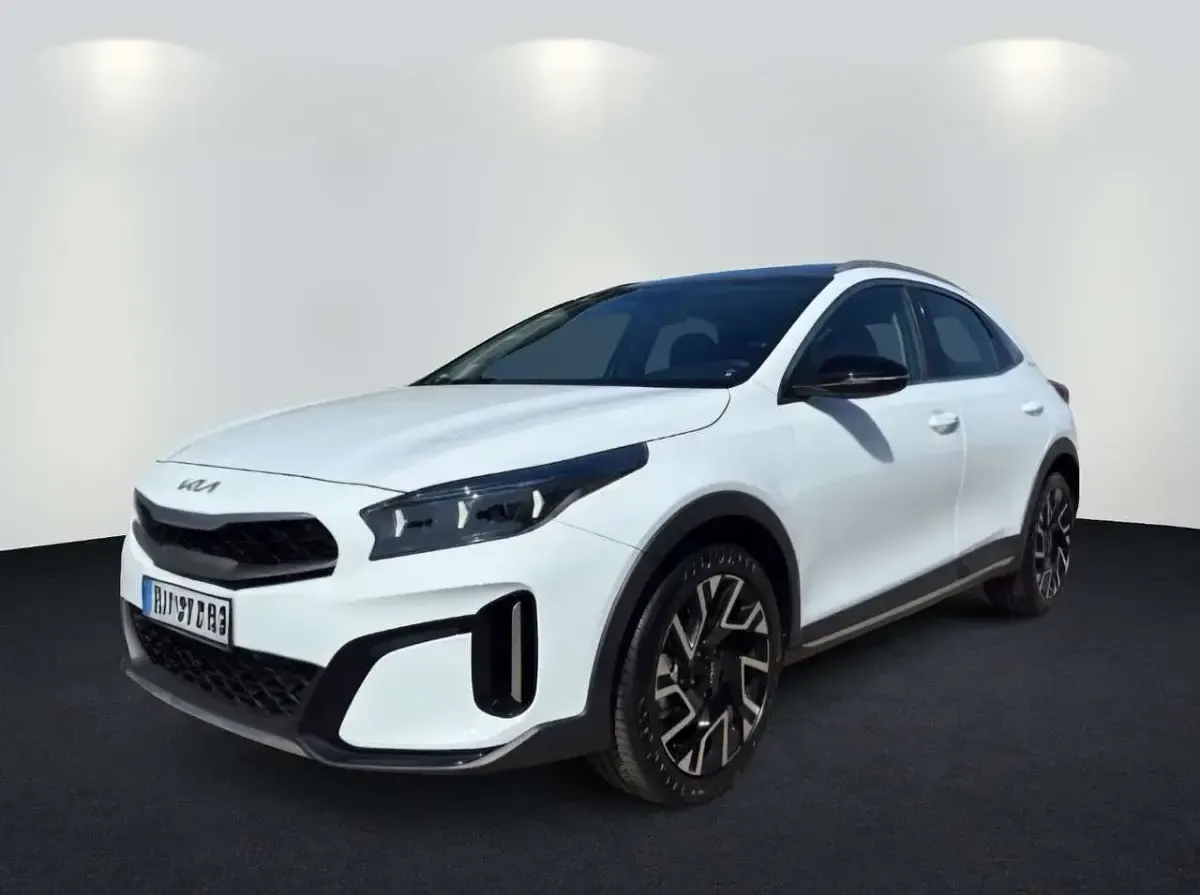 Neu Kia XCeed Vision 120 PS (88 kW) 2025 Weiß SUV