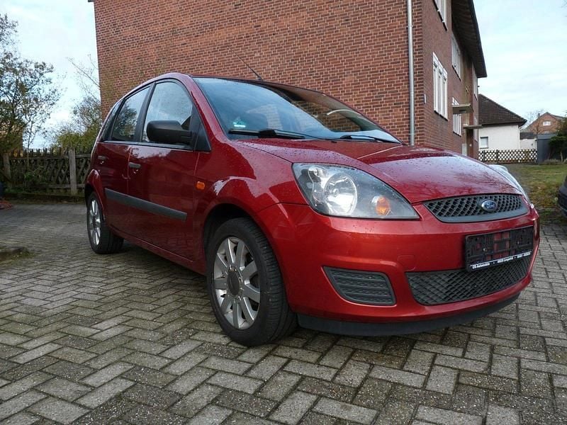 Gebraucht Ford Fiesta 80 PS (58 kW) 2006 Orange Kleinwagen