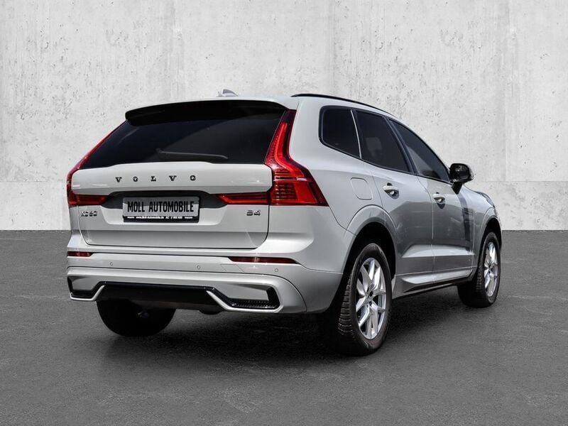 Gebraucht Volvo XC60 Plus 197 PS (144 kW) 2024 Grau SUV
